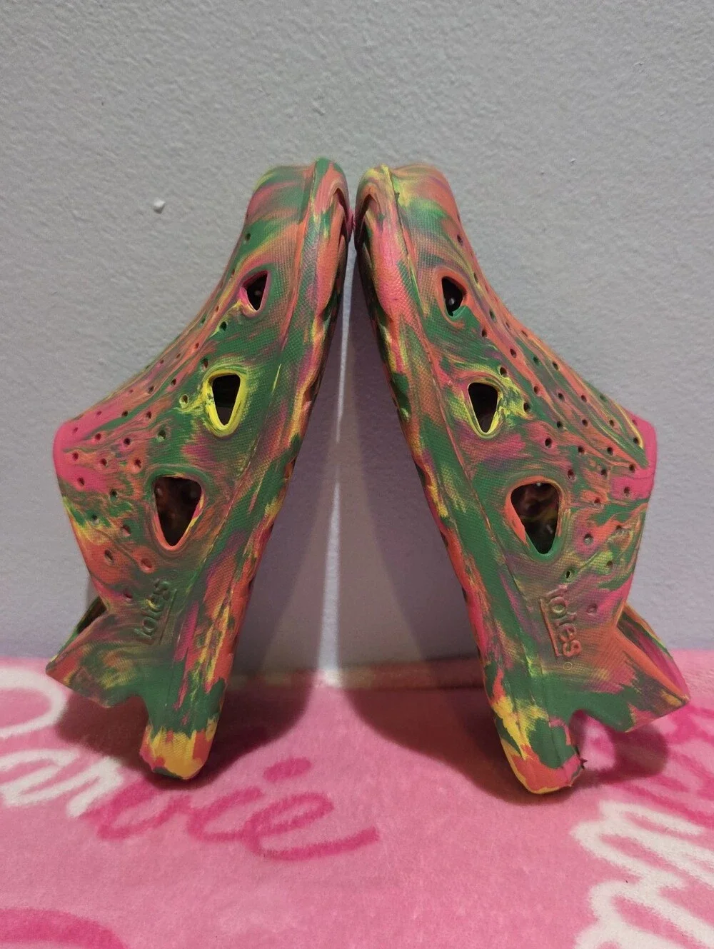 Girls Totes Shoes Sz 13-1